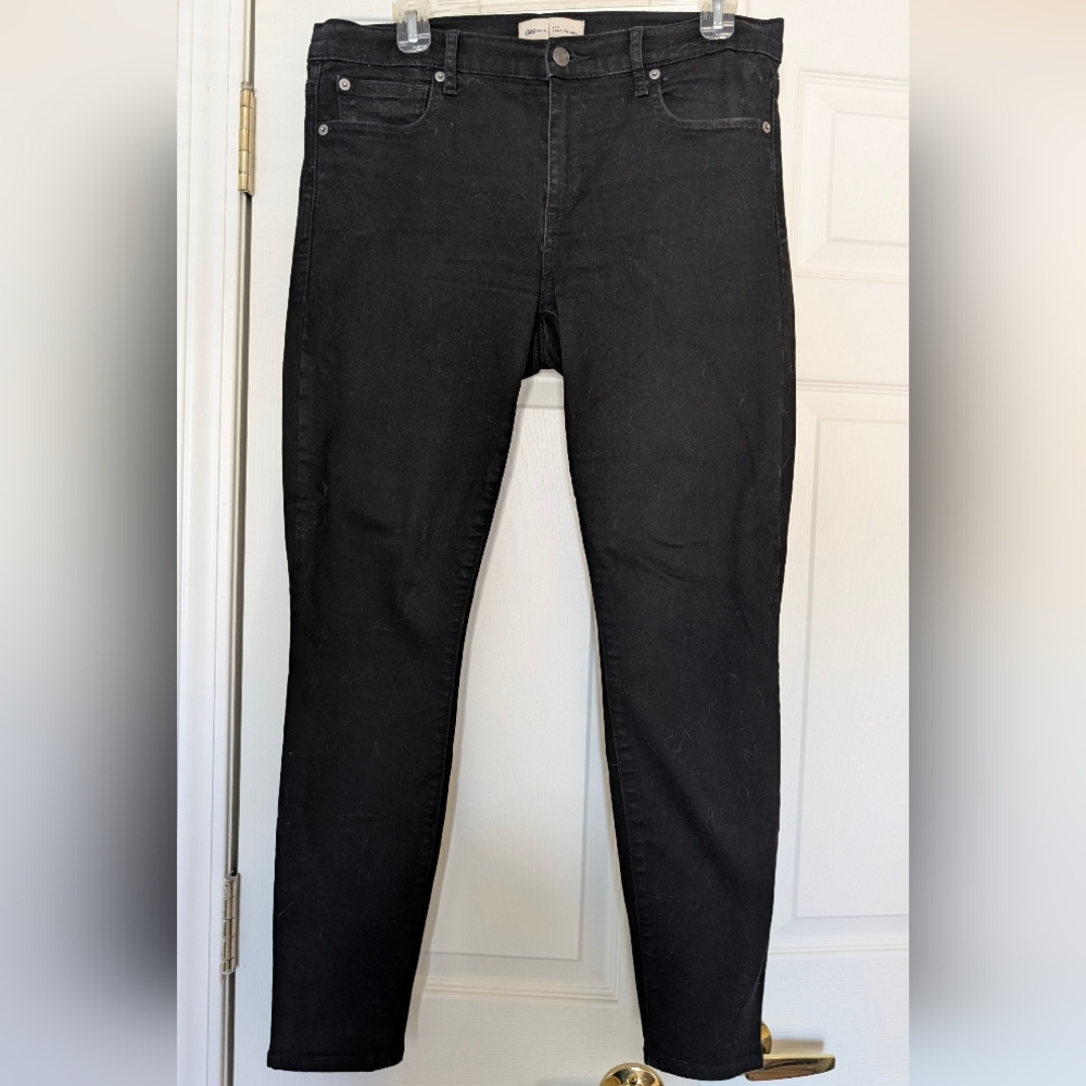 GAP Women's Black True Skinny Jeans